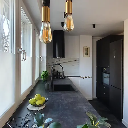 Downtown Near River By Rentujemy Warschau