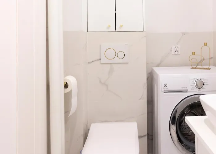 Downtown Near River By Rentujemy Warszawa